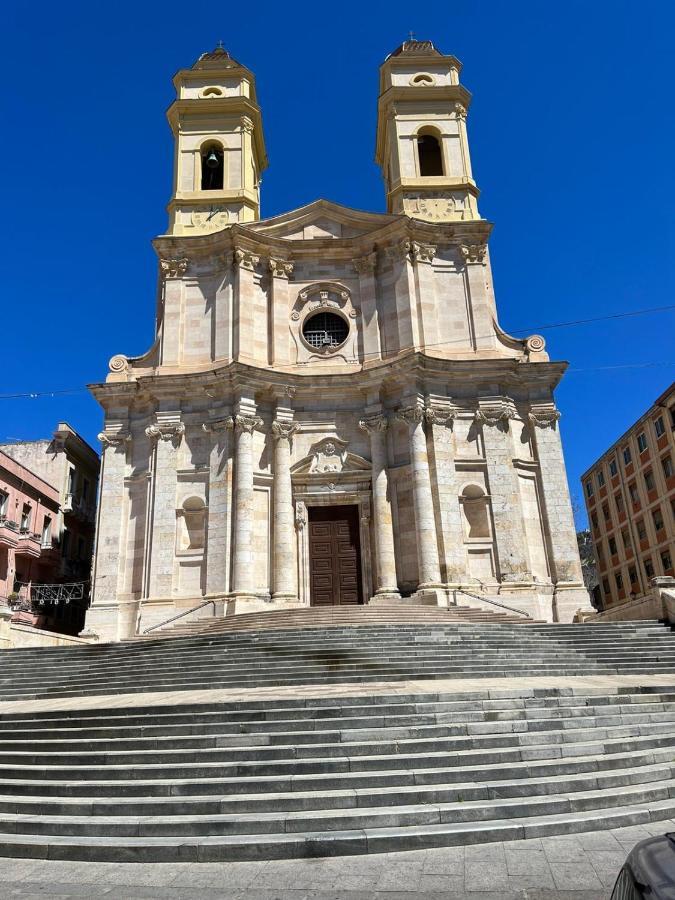 Sky Moon Cagliari Centro Vista Mare Lejlighed Eksteriør billede