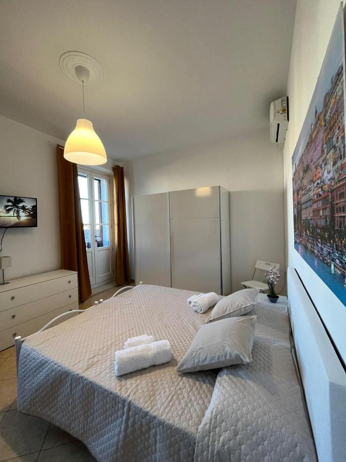 Sky Moon Cagliari Centro Vista Mare Lejlighed Eksteriør billede