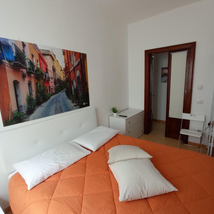 Sky Moon Cagliari Centro Vista Mare Lejlighed Eksteriør billede