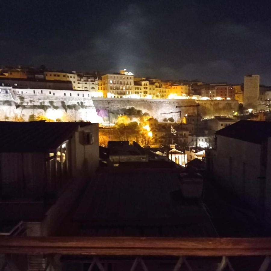 Sky Moon Cagliari Centro Vista Mare Lejlighed Eksteriør billede